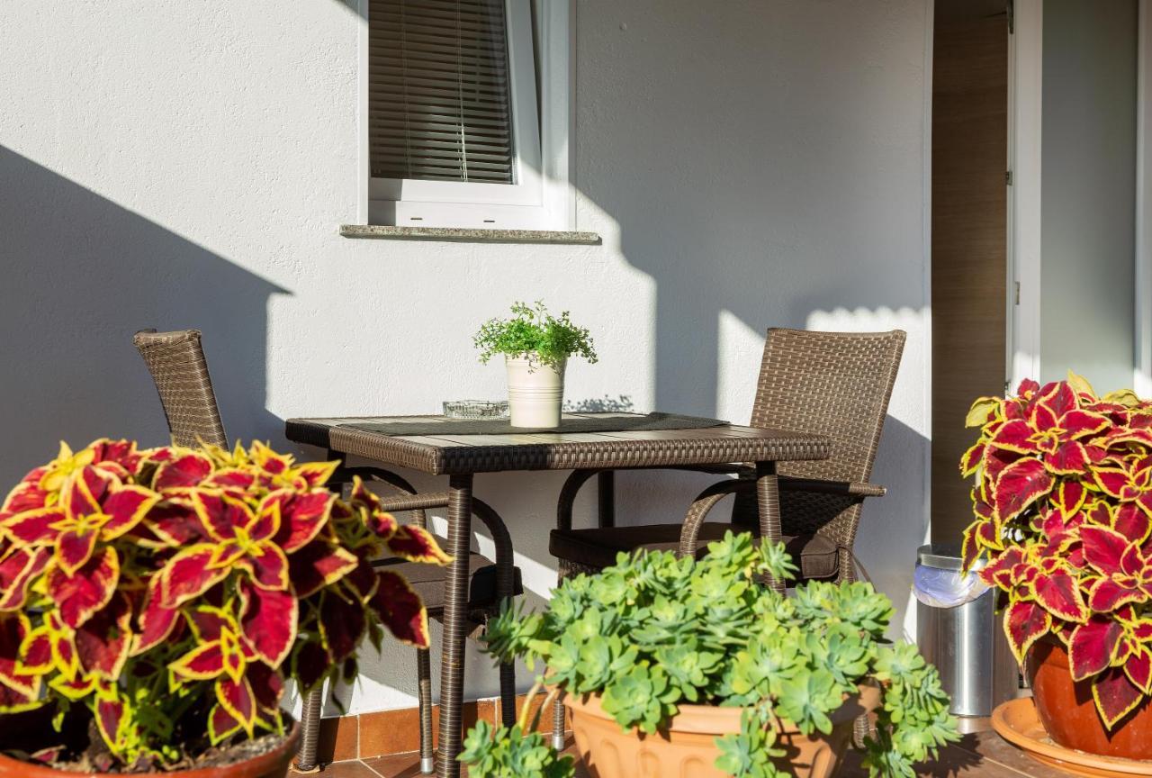 Apartments Elita Rovinj Exterior photo