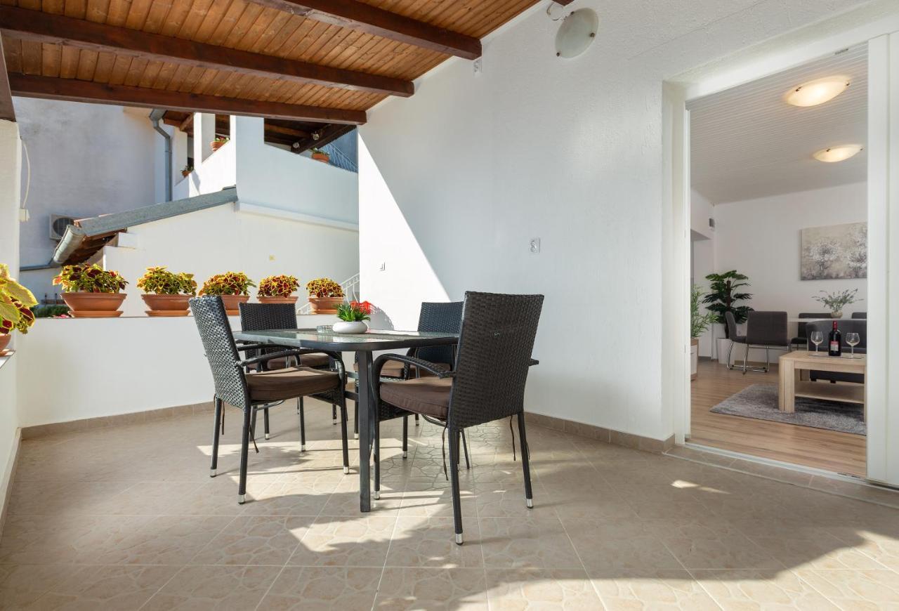 Apartments Elita Rovinj Exterior photo